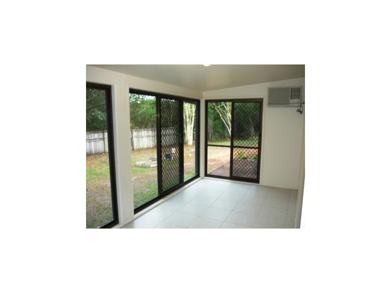 6 Oak Street, Nerang QLD 4211