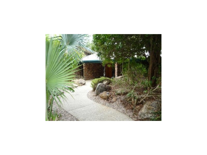 6 Oak Street, Nerang QLD 4211