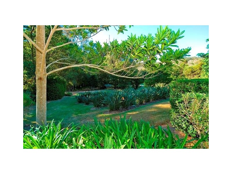 129 Smith Road, Mudgeeraba QLD 4213