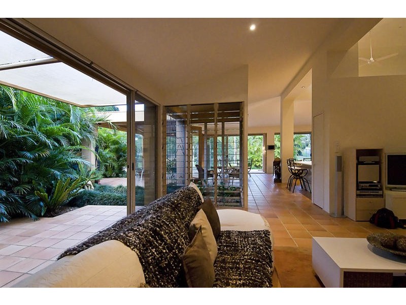 48 Fitzalan Circuit, Arundel QLD 4214