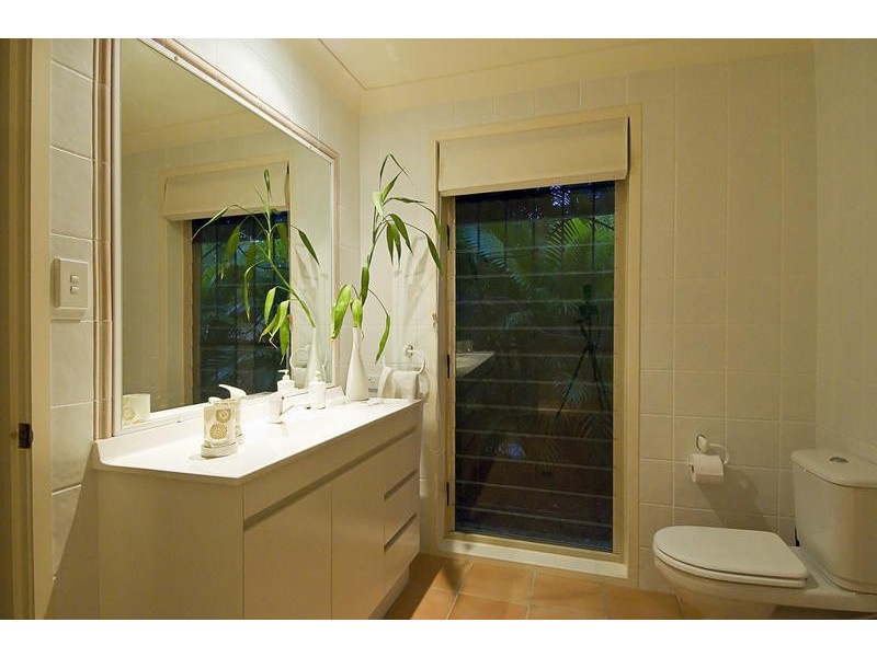 48 Fitzalan Circuit, Arundel QLD 4214