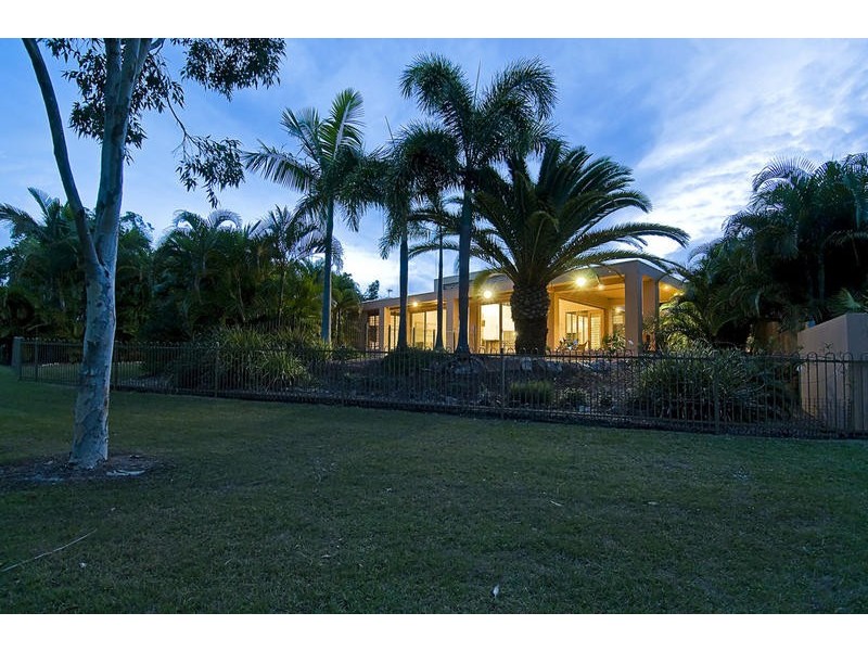 48 Fitzalan Circuit, Arundel QLD 4214