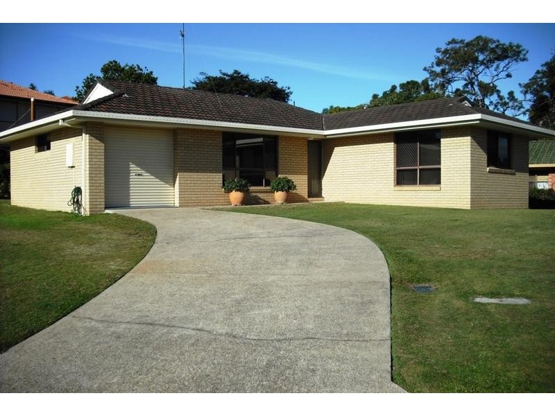 4 Gardiners Place, Southport QLD 4215