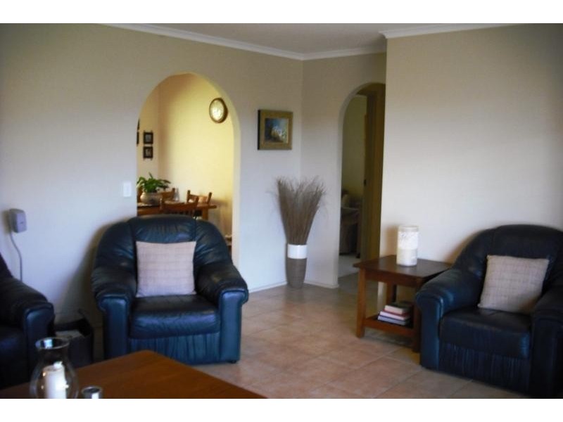 4 Gardiners Place, Southport QLD 4215