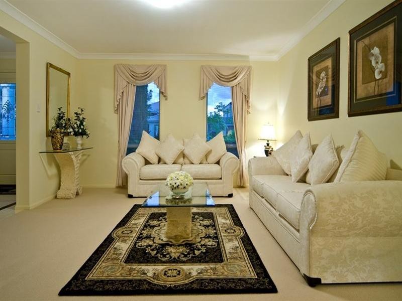 38 Brittany Drive, Oxenford QLD 4210