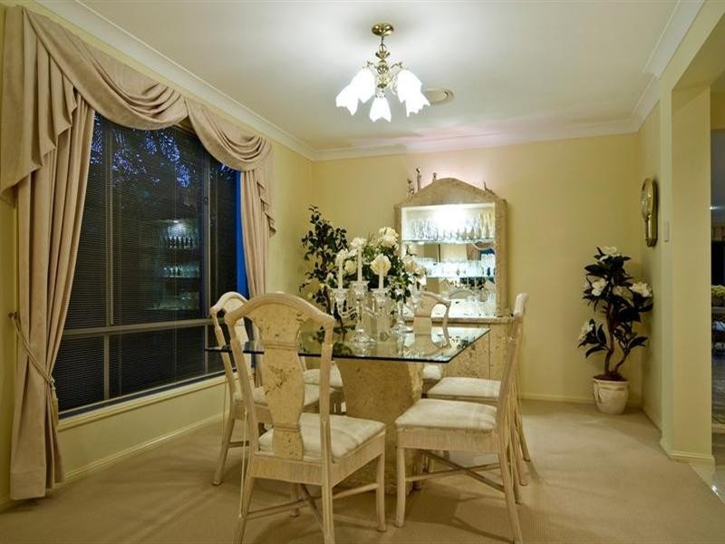 38 Brittany Drive, Oxenford QLD 4210