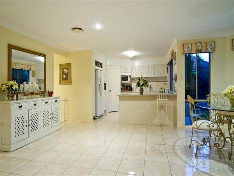 38 Brittany Drive, Oxenford QLD 4210