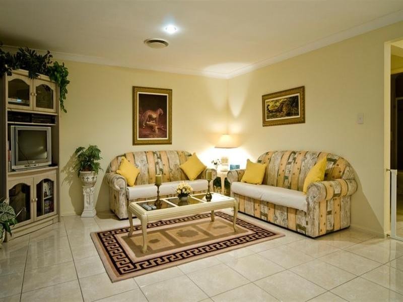 38 Brittany Drive, Oxenford QLD 4210