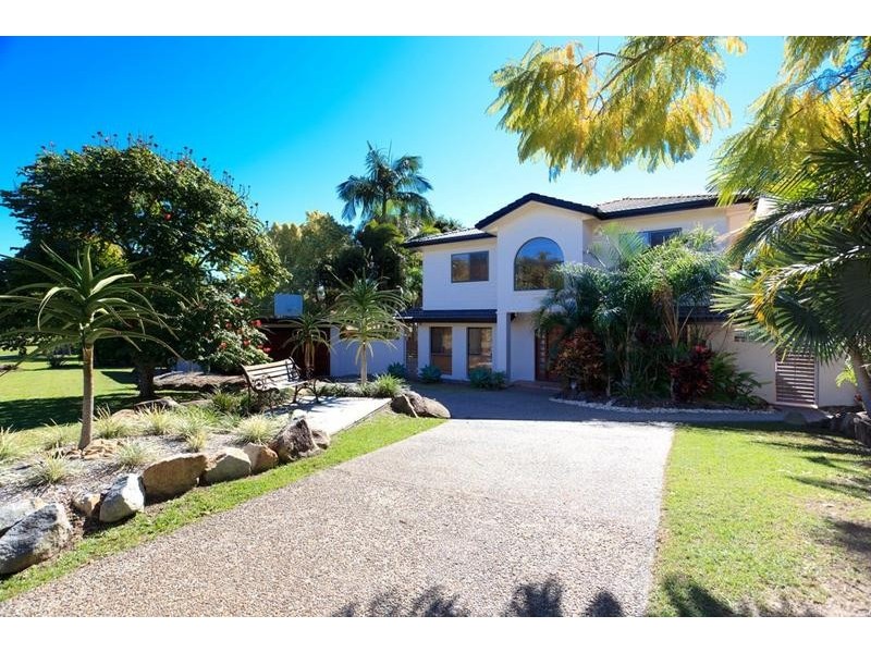 9 Ainsley Avenue, Ashmore QLD 4214