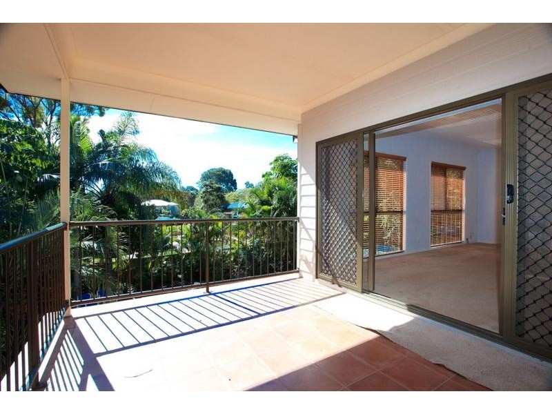 9 Ainsley Avenue, Ashmore QLD 4214