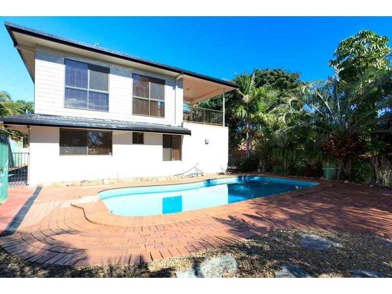 9 Ainsley Avenue, Ashmore QLD 4214