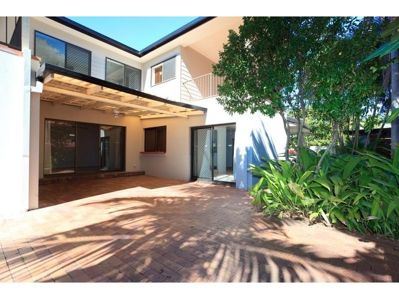 9 Ainsley Avenue, Ashmore QLD 4214