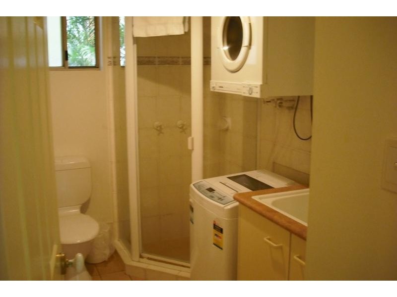 4 Surfers Riverside Apartments.  41 Peninsular Drive, Surfers Paradise QLD 4217