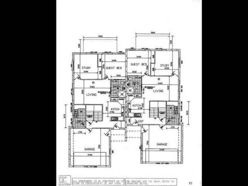 39 Kumbari Avenue, Southport QLD 4215