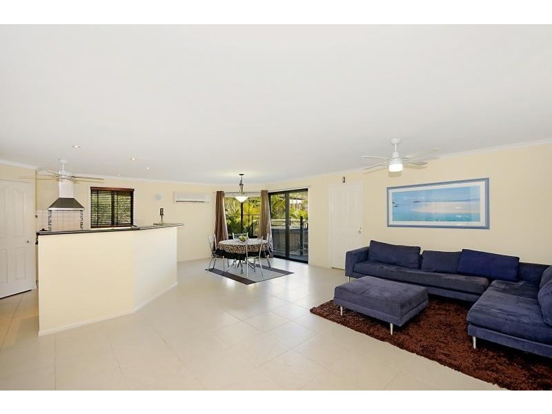9 Mountain View Crest, Mount Nathan QLD 4211