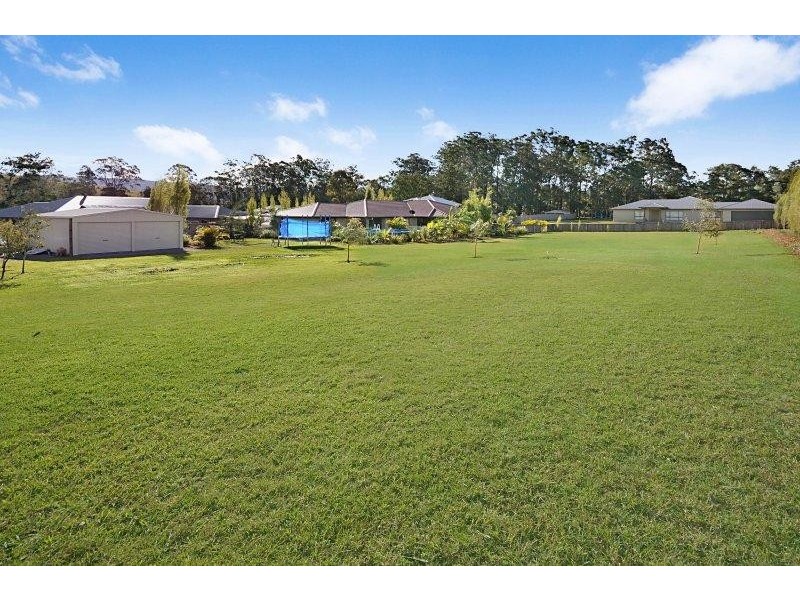 9 Mountain View Crest, Mount Nathan QLD 4211