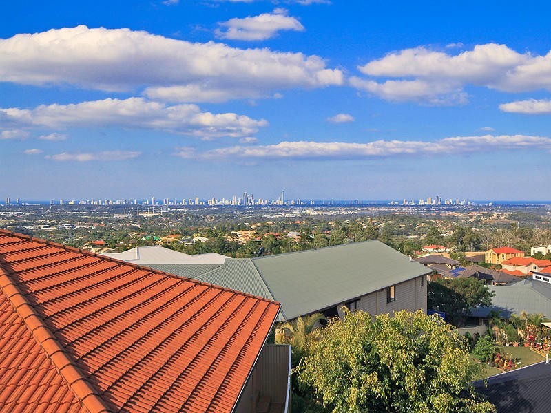 124 Armstrong Way, Highland Park QLD 4211