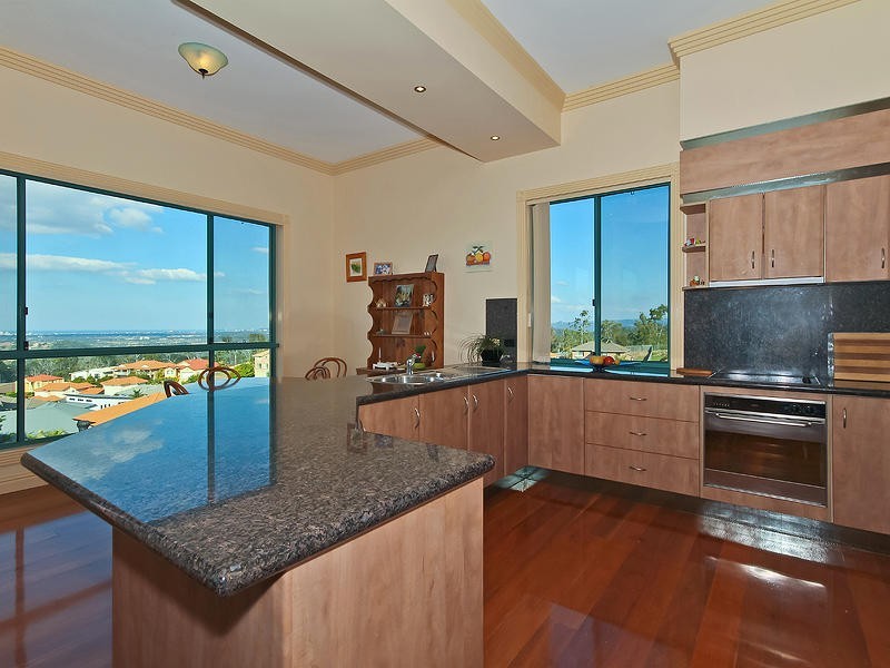 124 Armstrong Way, Highland Park QLD 4211