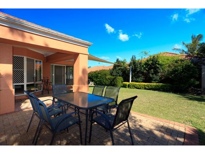 10 Abby Crescent, Ashmore QLD 4214