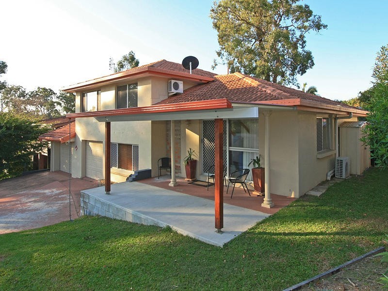 1 Yangoora Crescent, Ashmore QLD 4214