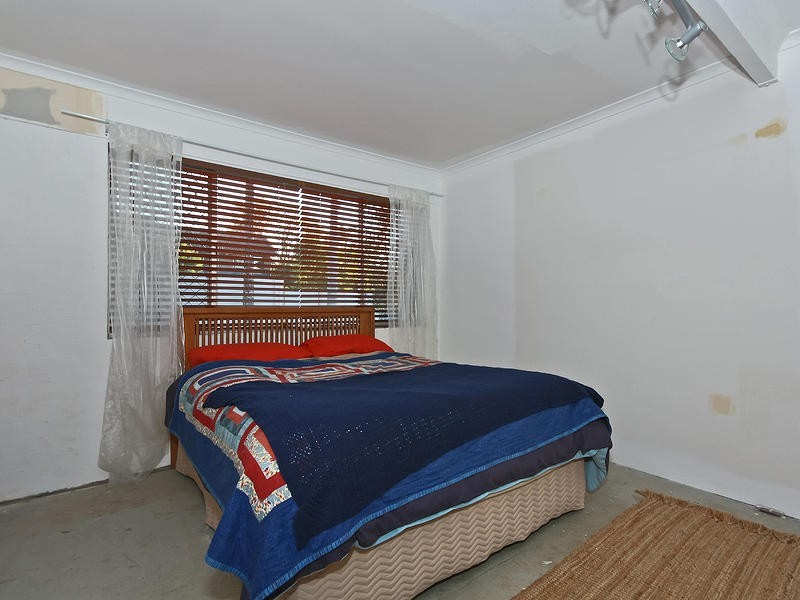 1 Yangoora Crescent, Ashmore QLD 4214