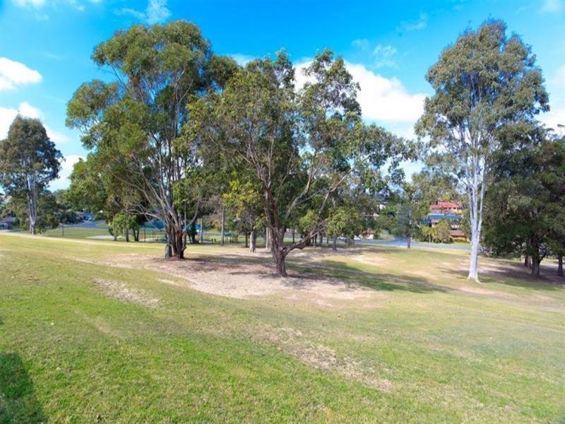 7 Penola Place, Ashmore QLD 4214