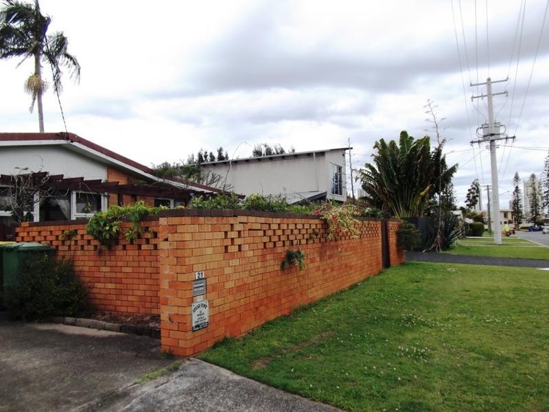 21 Yacht Street, Southport QLD 4215