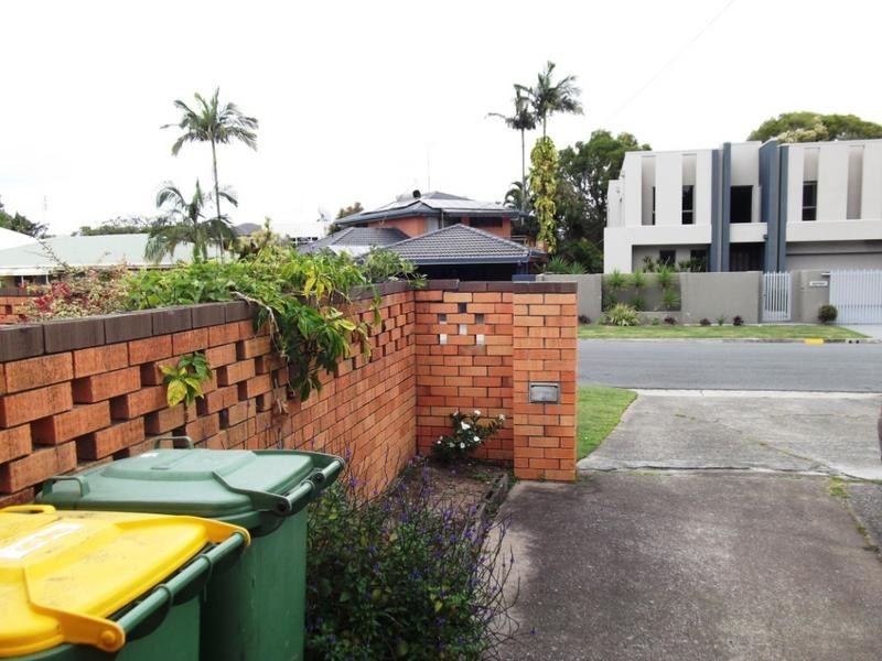 21 Yacht Street, Southport QLD 4215