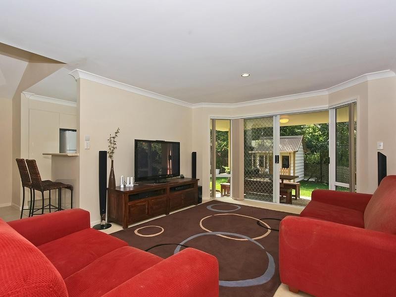 7 Poinciana Vistas. 29 Ellis Drive, Mudgeeraba QLD 4213