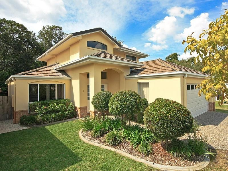 7 Poinciana Vistas. 29 Ellis Drive, Mudgeeraba QLD 4213