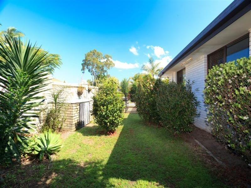 1 Elgin Crescent, Sorrento QLD 4217