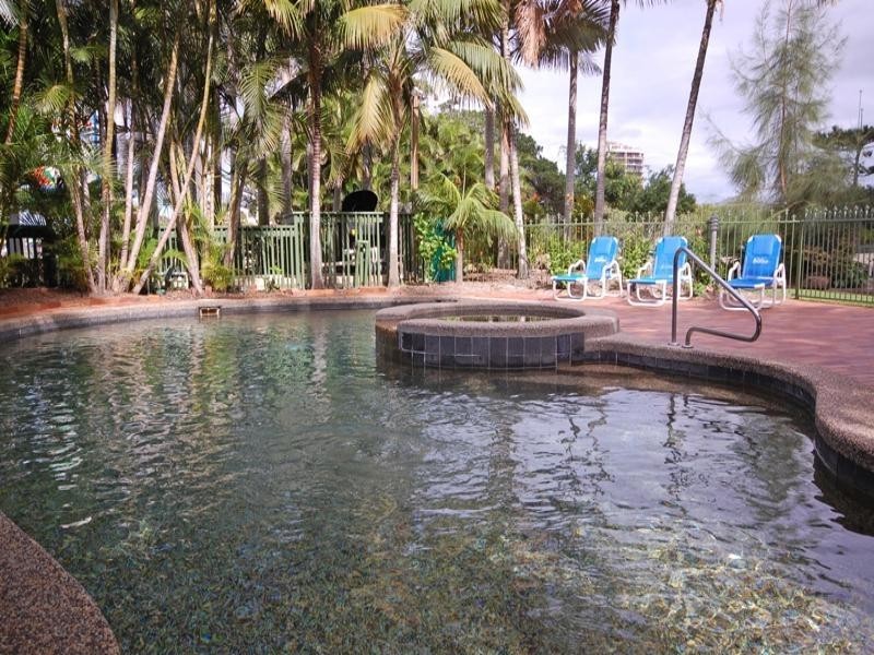 19 Surfers Hawaiian.  2890 Gold Coast Highway, Surfers Paradise QLD 4217