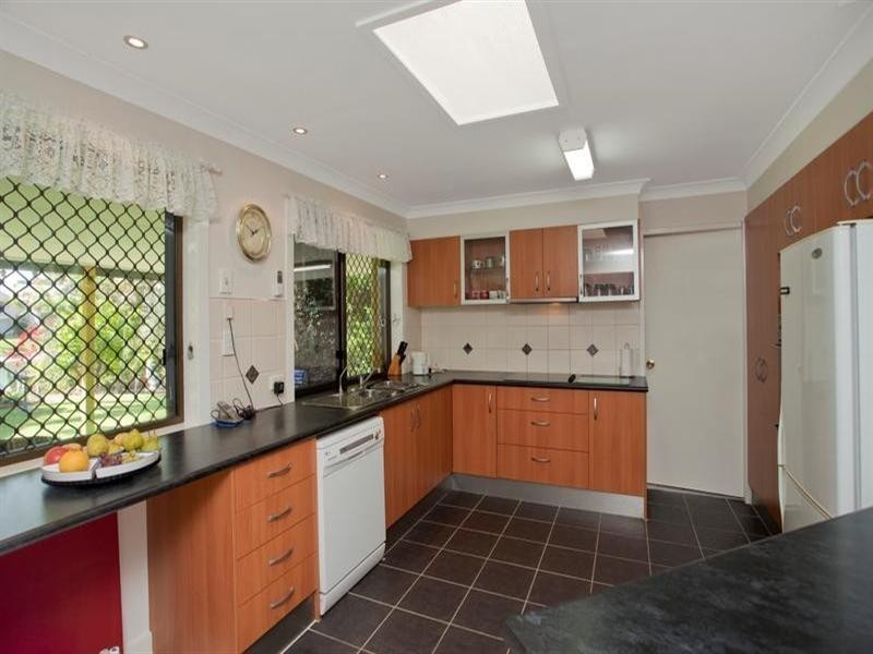 55 Guineas Creek Road, Elanora QLD 4221