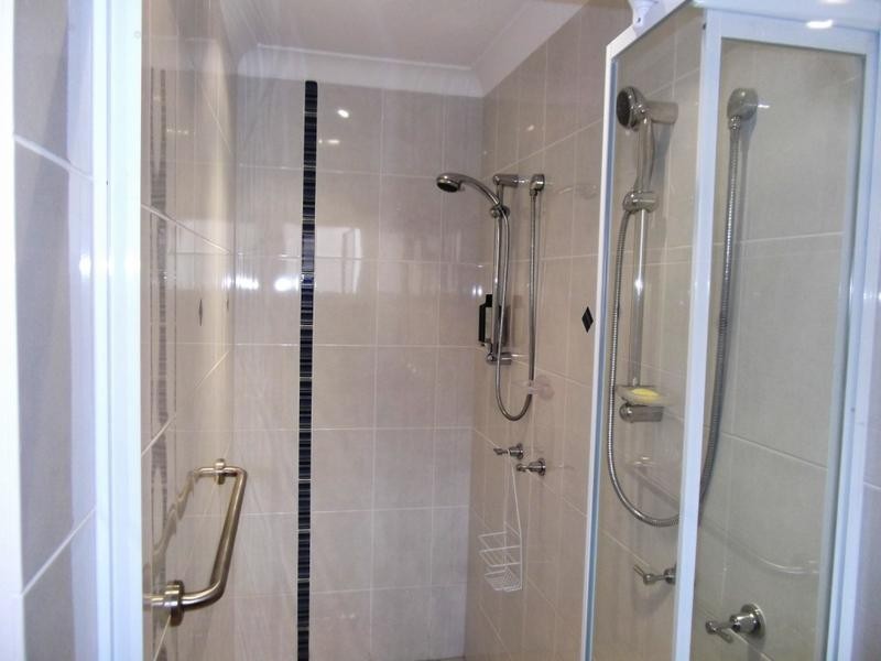 55 Guineas Creek Road, Elanora QLD 4221