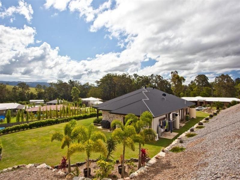 13 Mountain View Crest, Mount Nathan QLD 4211