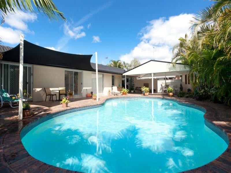 19 Panitz Street, Sorrento QLD 4217