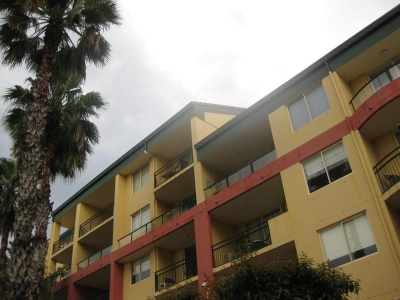 326  A&B Paradise Island Apartments.  1 Paradise Island, Surfers Paradise QLD 4217