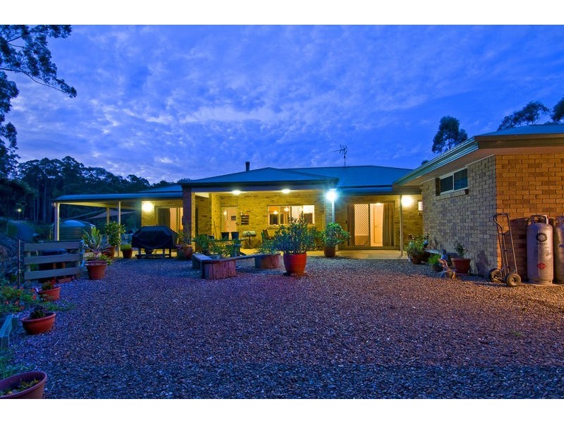 6 Charles Court, Bonogin QLD 4213