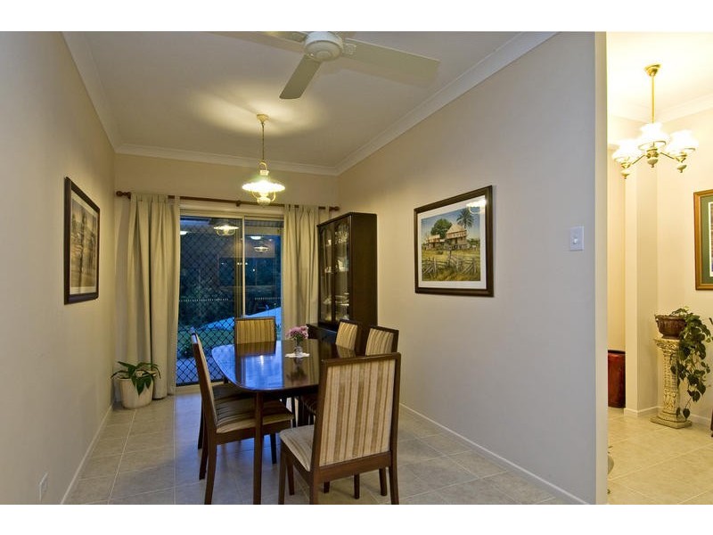 6 Charles Court, Bonogin QLD 4213