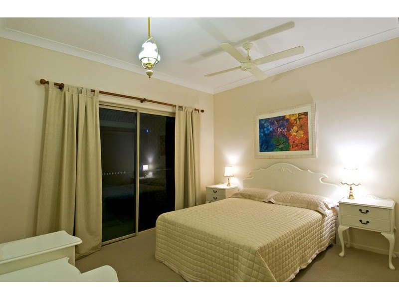 6 Charles Court, Bonogin QLD 4213