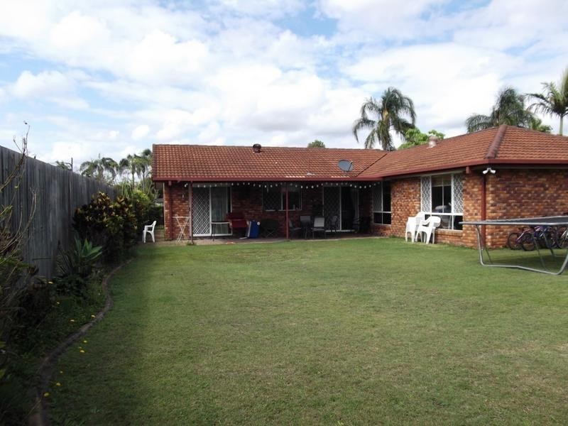 5 Inveray Avenue, Benowa QLD 4217