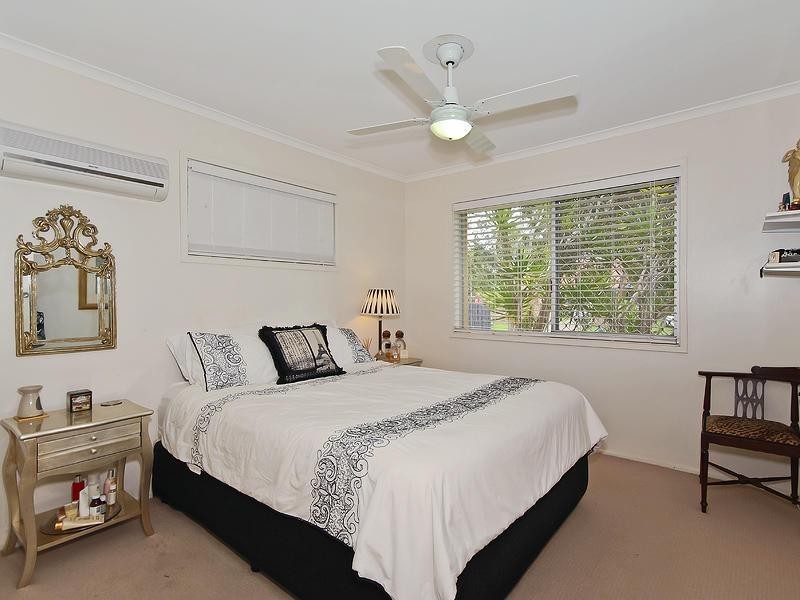 12 Warrungen Way, Ashmore QLD 4214