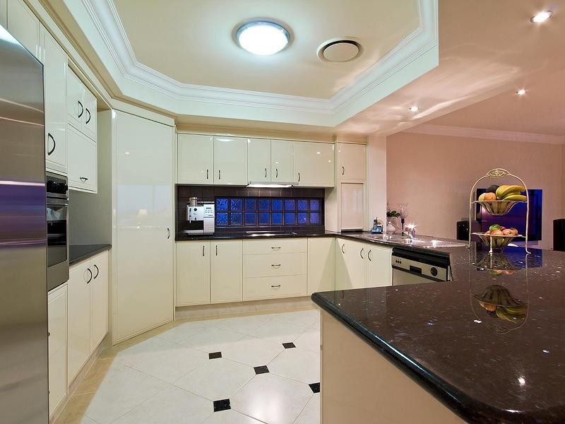 24 Marriott Way, Highland Park QLD 4211