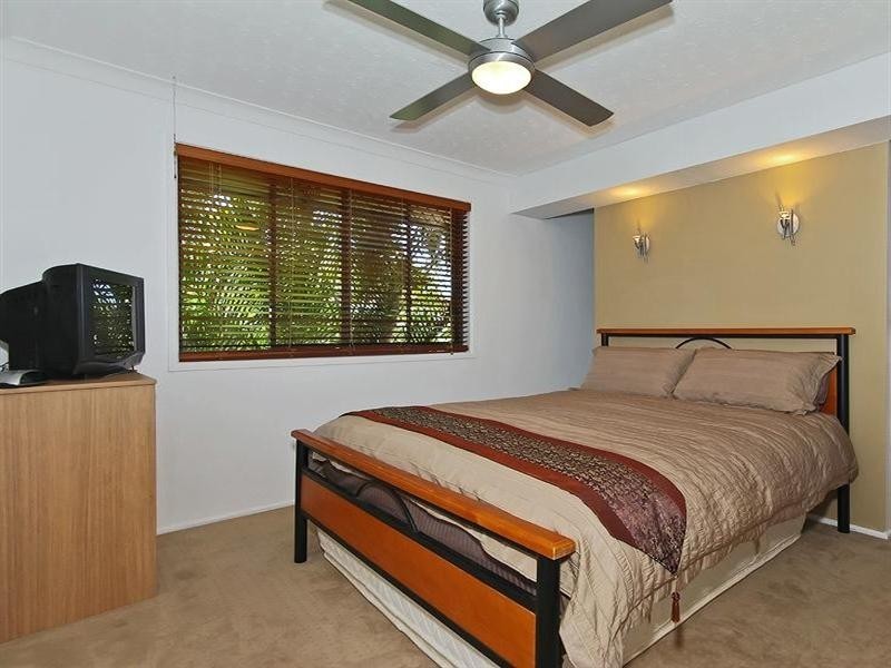 34 Kerria Crescent, Ashmore QLD 4214