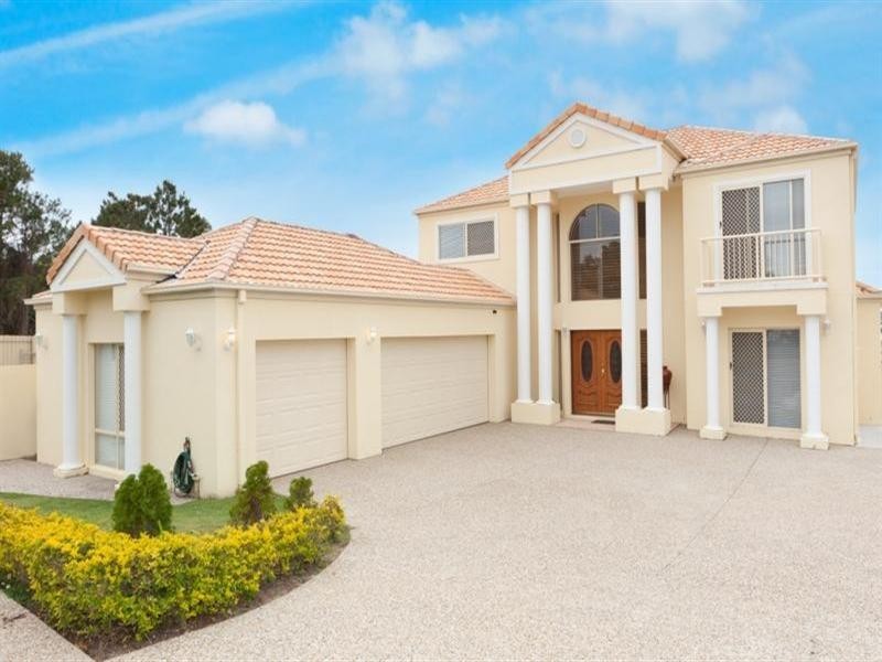 2A Ben Lexcen Place, Robina QLD 4226