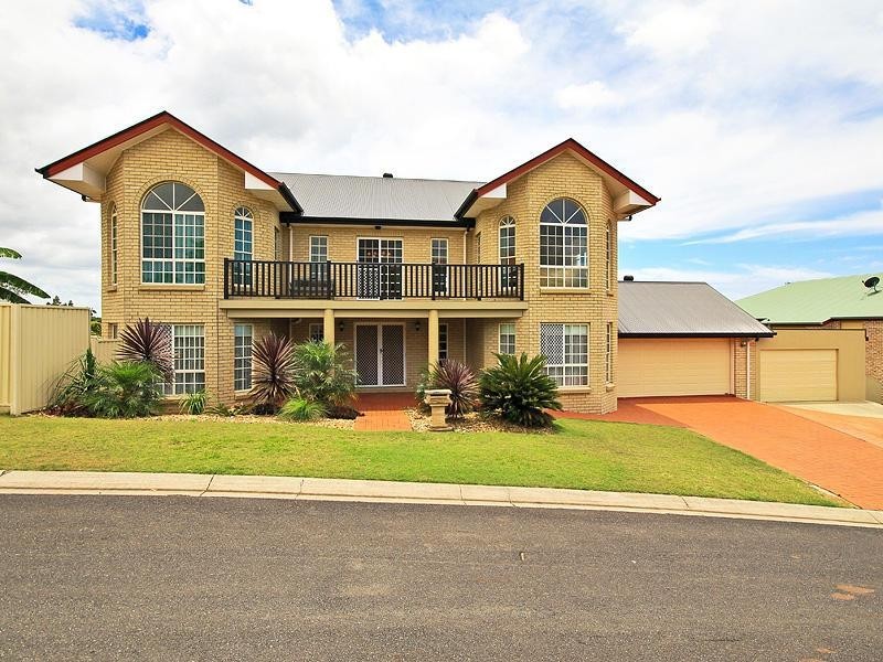 2 Ramada Place, Highland Park QLD 4211
