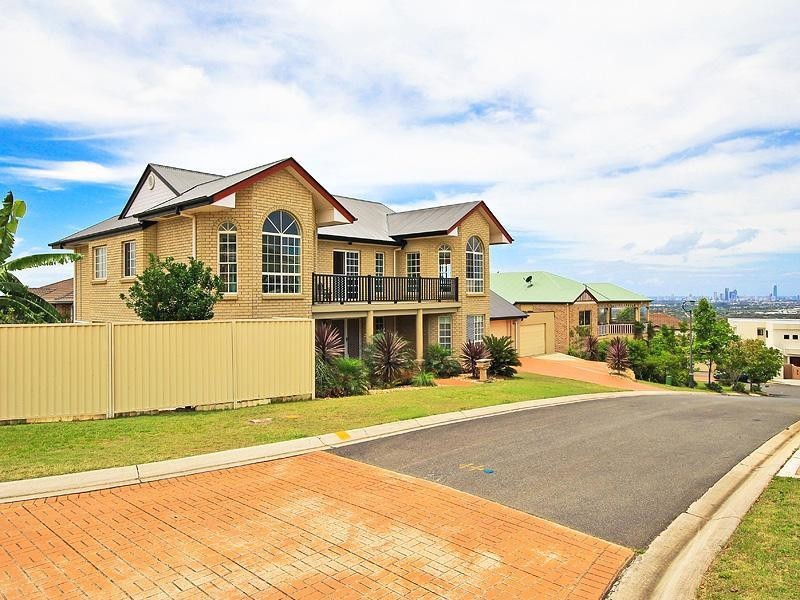 2 Ramada Place, Highland Park QLD 4211