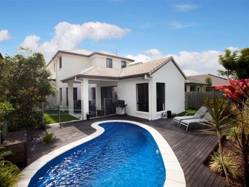 27 Casuarina Drive, Molendinar QLD 4214