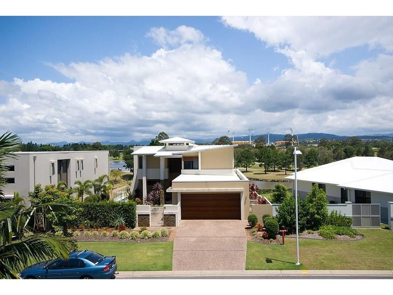1011A & B Lakeview Terrace.  Royal Pines Riverside., Benowa QLD 4217