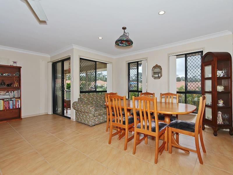 13 Hellman Street, Molendinar QLD 4214